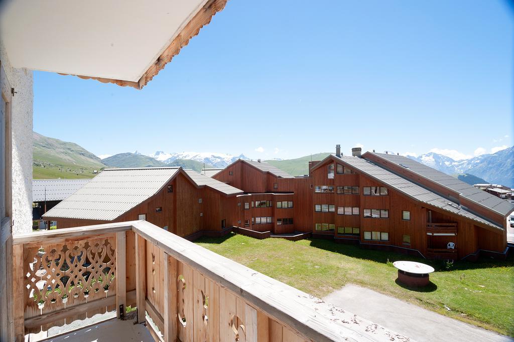 Madame Vacances Hotel Le Christina Alpe d'Huez Eksteriør billede